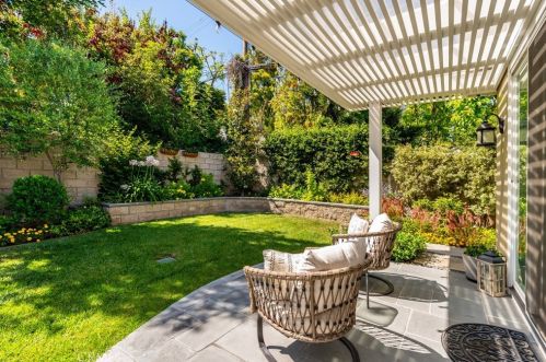 5461 Las Lomas St, Long Beach CA  90815-4138 exterior