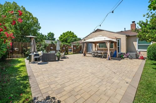 5516 Fulton Ave, Van Nuys CA  91401-5332 exterior