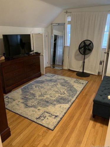 55 Hackley St, Bridgeport CT 06605-3150 exterior