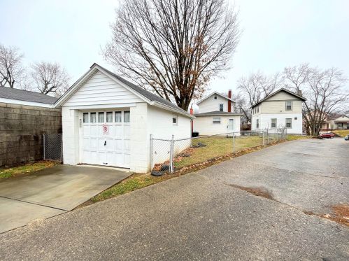 21 32nd St, Covington, KY 41015-1275