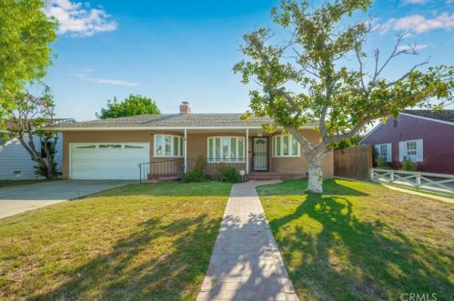 4620 Graywood Ave, Long Beach CA  90808-1022 exterior