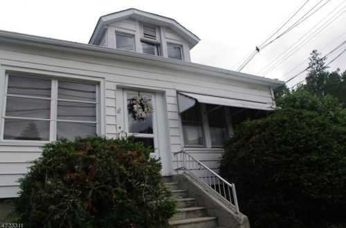 176 Main St, Fredon NJ  07860-1916 exterior