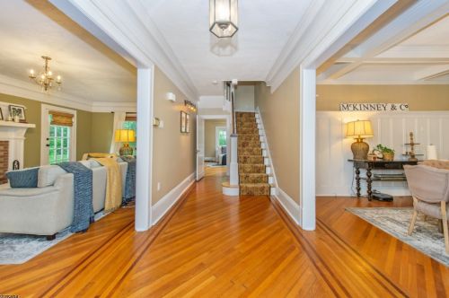 381 Morris Ave, Mountain Lakes NJ  07046-1641 exterior