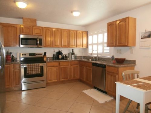 9803 Lake Dr, New Port Richey, FL 34654-4024