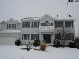 372 Cardinal Dr, Easton, OH 44270-1074