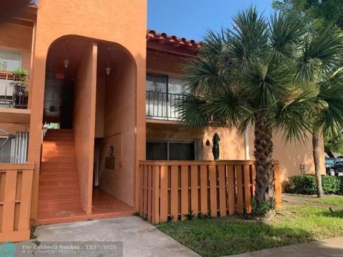 7145 Miami Lakes Dr, Hialeah, FL 33014-6974