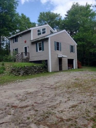 12 Barry Highlands Rd, Danbury NH  03230-4700 exterior