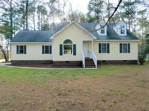 412 Earl Dr, Goldsboro, NC 27530-9073