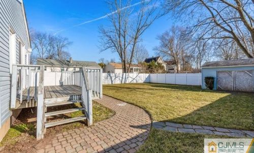 511 Center St, Piscataway NJ  08854-1462 exterior
