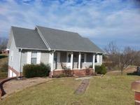 110 Paris St, Cookeville, TN 38501-3916