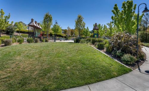 2024 Cooper Dr, Santa Rosa CA  95404-5682 exterior