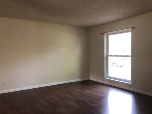 2321 Aldford Dr, Austin TX  78745-4817 exterior