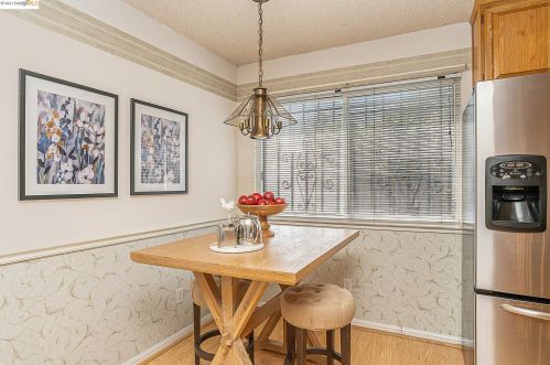 4136 Strathmore Way, North Highlands CA  95660-2853 exterior