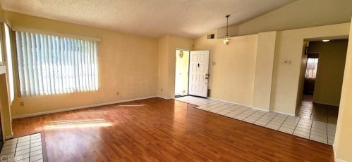 166 Nebraska St, Lake Elsinore CA  92530-1861 exterior