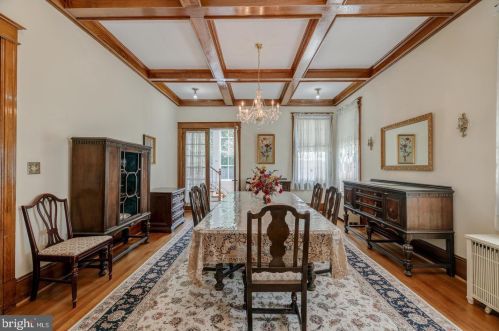 3427 Wisconsin Ave, Washington DC 20016-2154 exterior