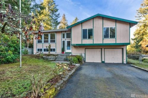 5432 Pineridge Ct, Bremerton, WA 98311-2570