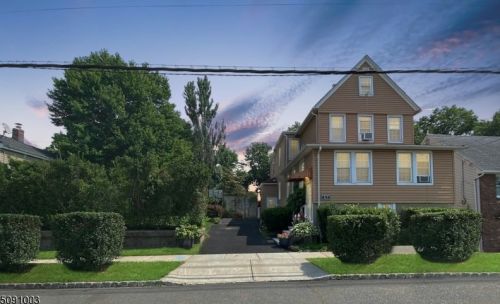 414 Seaton Ave, Roselle Park, NJ 07204-1518