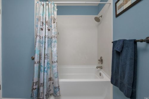 3802 Chanate Rd, Santa Rosa CA  95404-1840 exterior