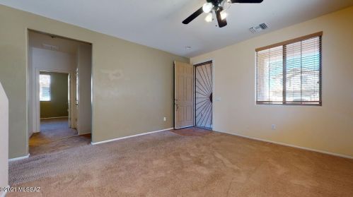7085 Festival Way, Tucson, AZ 85757-8219
