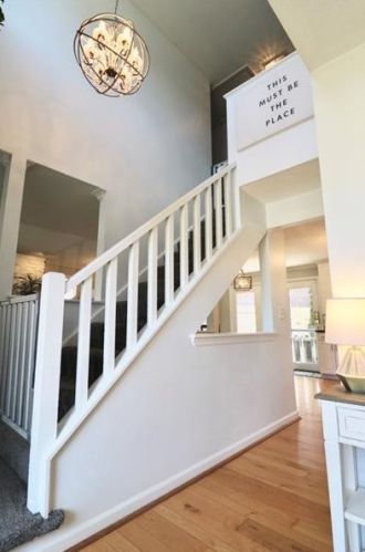 418 Highlander Heights Dr, Glenshaw, PA 15116-2567