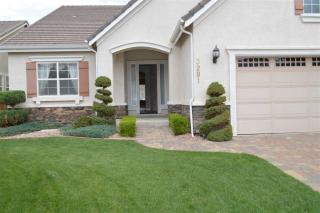 3281 Dog Leg Dr, Minden, NV 89423-7718