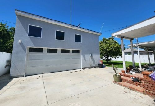2025 Rutgers Ave, Long Beach, CA 90815-2941