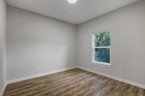 2111 Johnson St, Greenville TX  75401-3553 exterior