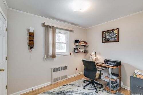 55 Spruce Ave, Bethpage NY  11714-1328 exterior