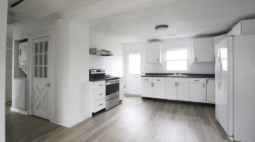 249 New Haven Ave, Milford CT  06460-4831 exterior