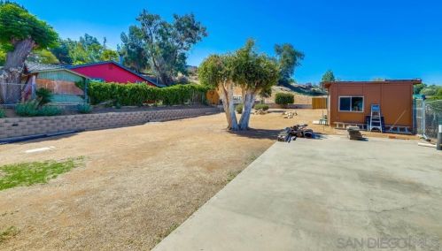 8968 Rocket Ridge Rd, Lakeside CA  92040-4925 exterior