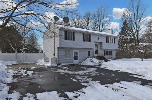 85 Twining St, Plainville, CT 06062-3116