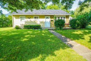 884 Bristol Dr, Vandalia, OH 45377-2802