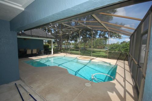536 White River Dr, Orlando FL  32828-8938 exterior