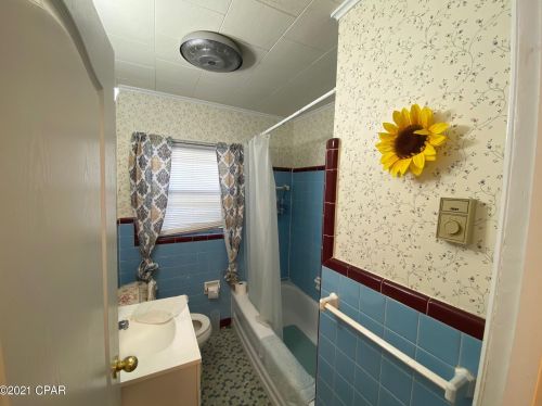 4210 Kelson Ave, Marianna FL  32446-8210 exterior