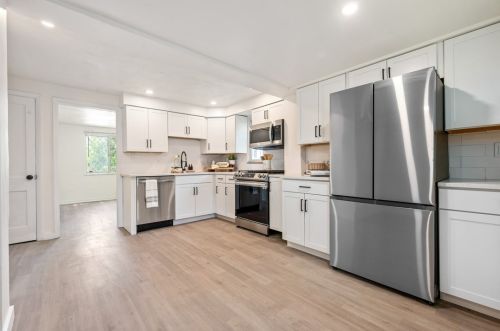 7939 Thon Dr, Verona PA  15147-1548 exterior