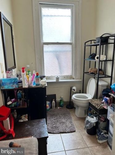 902 Chelten Ave, Philadelphia PA 19138-1714 exterior