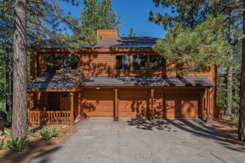 315 Skidder Trl, Truckee CA  96161-3930 exterior