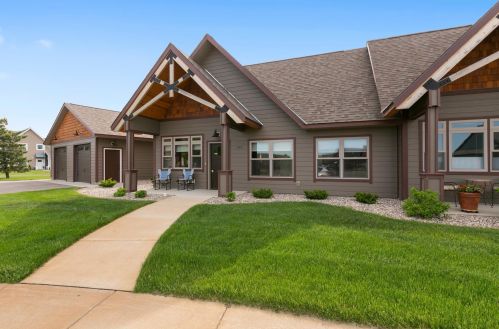 140 Colman Ct, Saint Joseph MN  56374 exterior