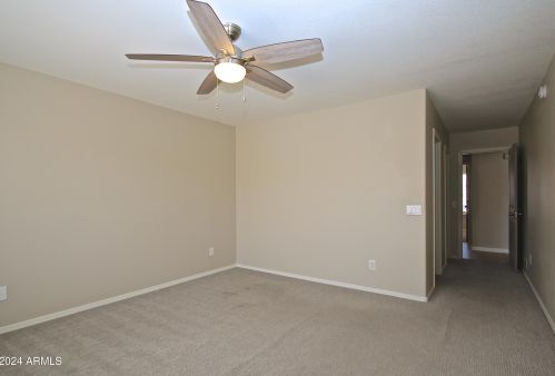 1717 Lindrick Dr, Chandler AZ 85249-5033 exterior