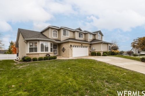 1048 Brook Haven Dr, West Kaysville, UT 84037-1791
