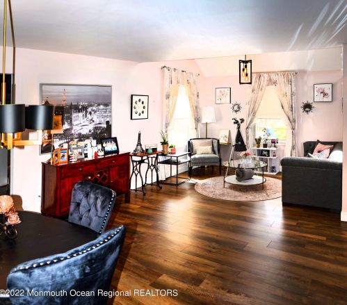 6 Lowell Ct, East Freehold, NJ 07728-4324