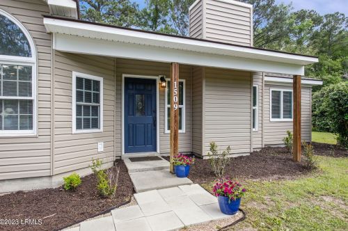 1509 Pony Ave, Beaufort SC  29906-5703 exterior
