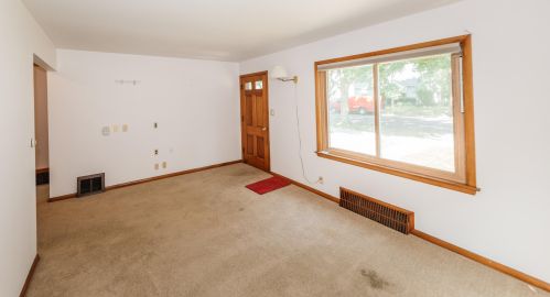 3333 Logan Ave, Milwaukee, WI 53207-2857
