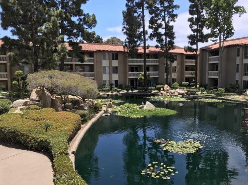 1855 Diamond St, San Diego CA  92109-3358 exterior