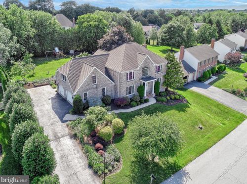 12 Charisma Dr, Camp Hill, PA 17011-1004