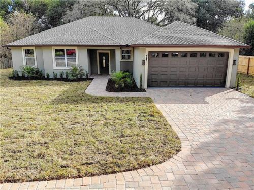 443 Thompson Rd, Apopka, FL 32712-3877