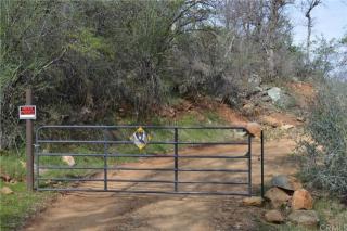 5667 Whitlock Rd, Mariposa, CA 95338-9011