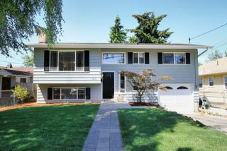 9231 Wallingford Ave, Seattle, WA 98103-3521