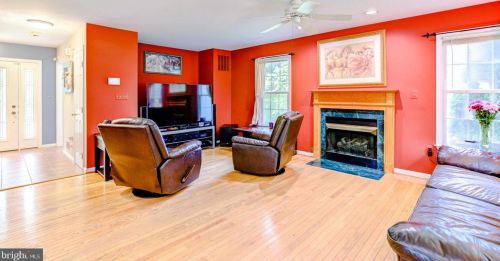 13786 Milltown Rd, Lovettsville VA  20180-3517 exterior