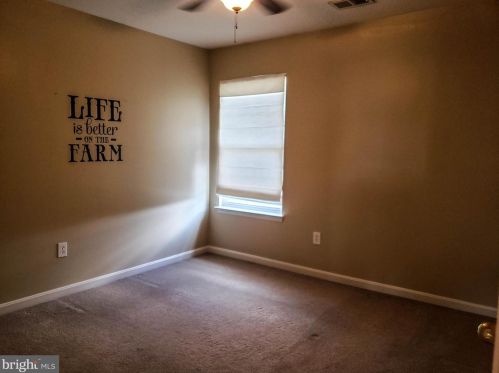 3810 Rolling Hills Dr, Upton PA  17225-8392 exterior